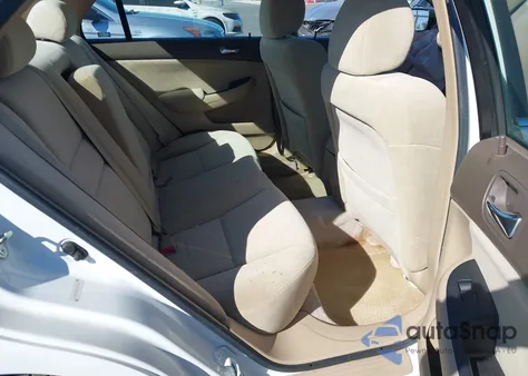 2005 Honda Accord 2.4 Lx z USA, uszkodzony, nr VIN 1HGCM56485A057865